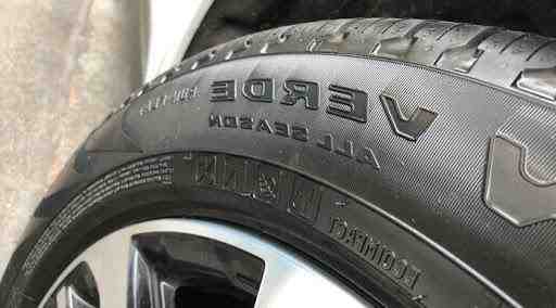 Quelle est la profondeur minimale en millimètre du profil d'un pneu ?