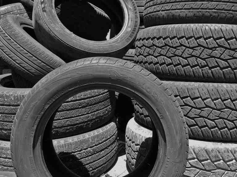 Quel est la mesure d'un pneu neuf ?