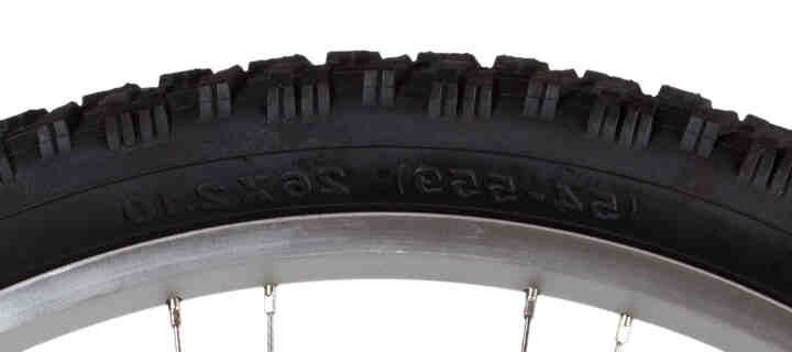 Quel est la hauteur de gomme d'un pneu neuf ?