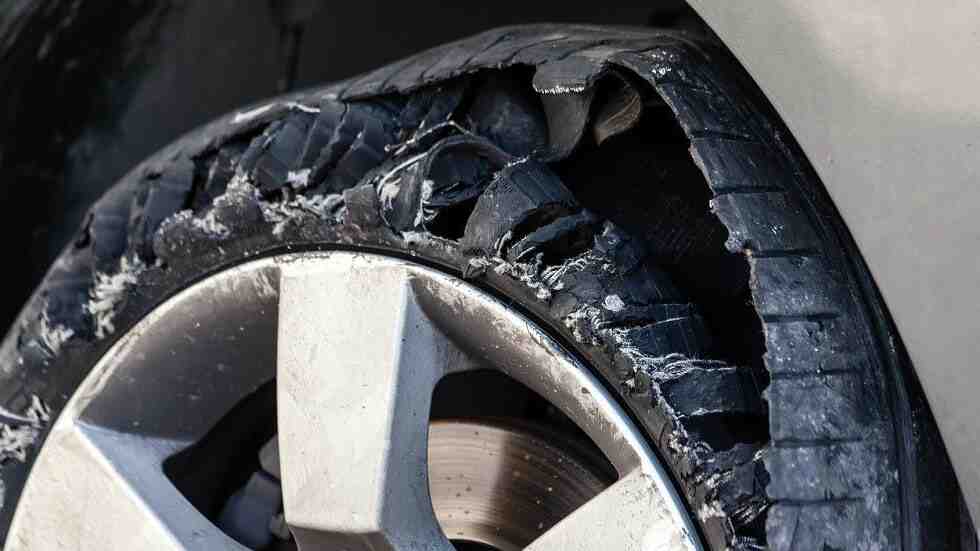 Comment savoir si un pneu va à gauche ou à droite ?